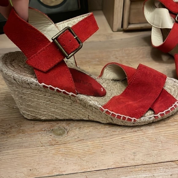 Soludos Sandals Espadrilles Wedge Red Suede Size 9 - Picture 3 of 9